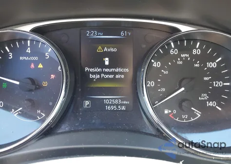 2014 Nissan Rogue Sl z USA, uszkodzony, nr VIN 5N1AT2MV9EC863149